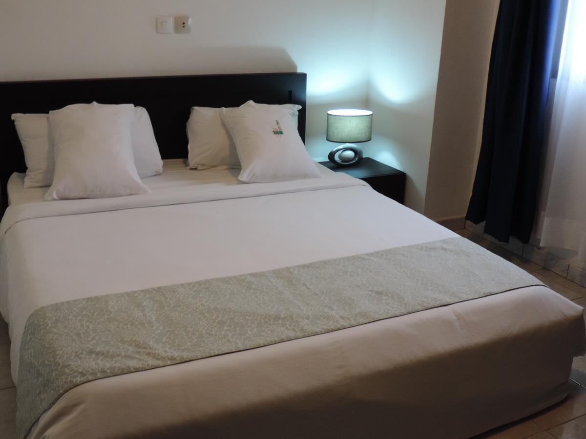 Hotel Djigui Abidjan Exterior foto